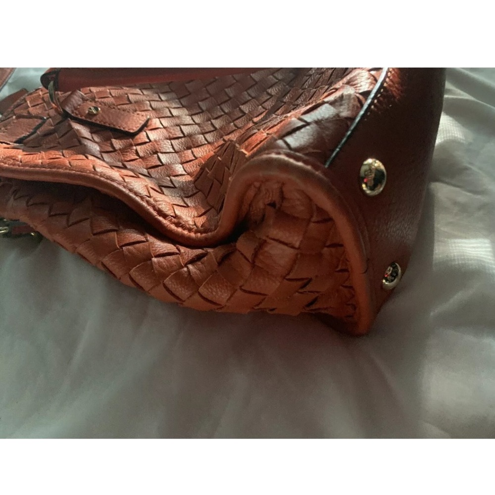 Michael Kors Woven Tote & Matching Wallet - Picture 2 of 12